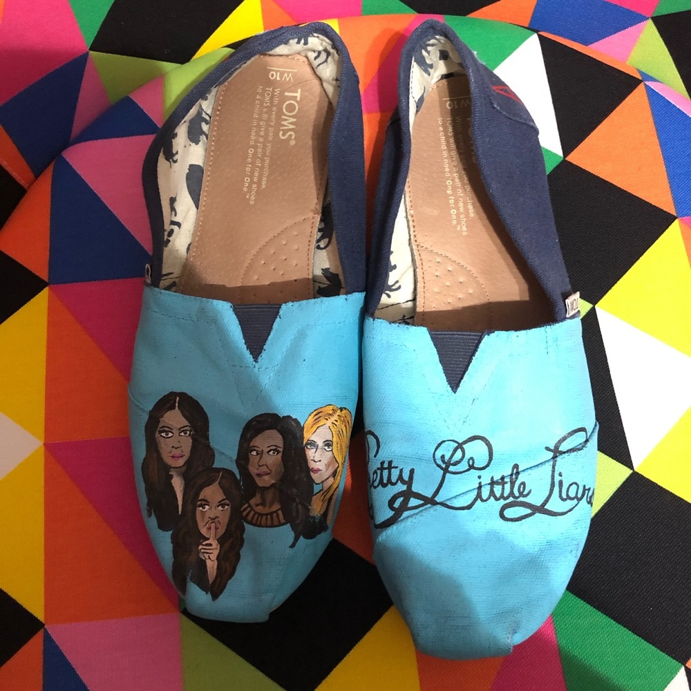 Pretty Little Liars Custom Painted Toms